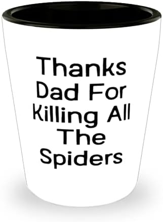 Egyedülálló Apa, Apa, Köszönöm Amiért Megölte A Pókok, Apa Poharat A Fiam